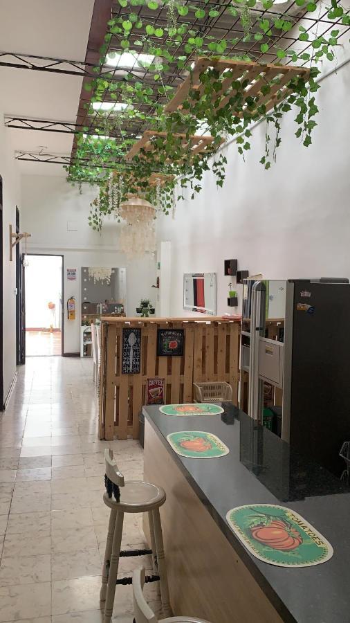 Casa Blanca San Antonio Hostal Boutique Cali Extérieur photo