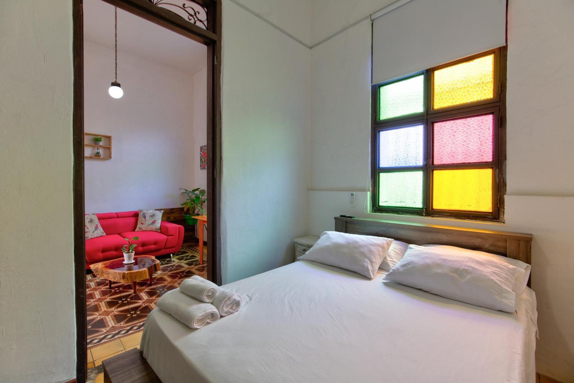 Casa Blanca San Antonio Hostal Boutique Cali Extérieur photo