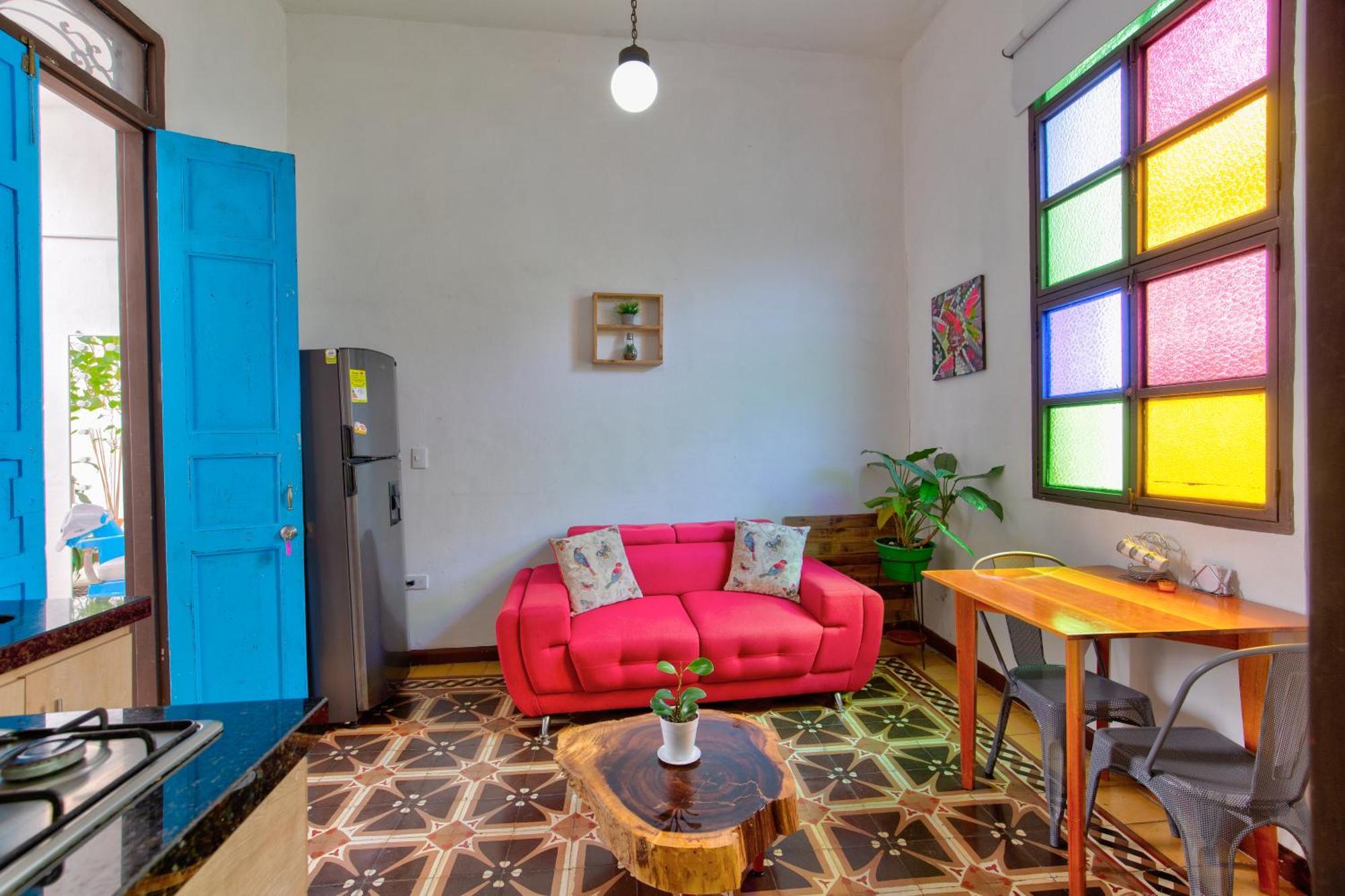 Casa Blanca San Antonio Hostal Boutique Cali Extérieur photo