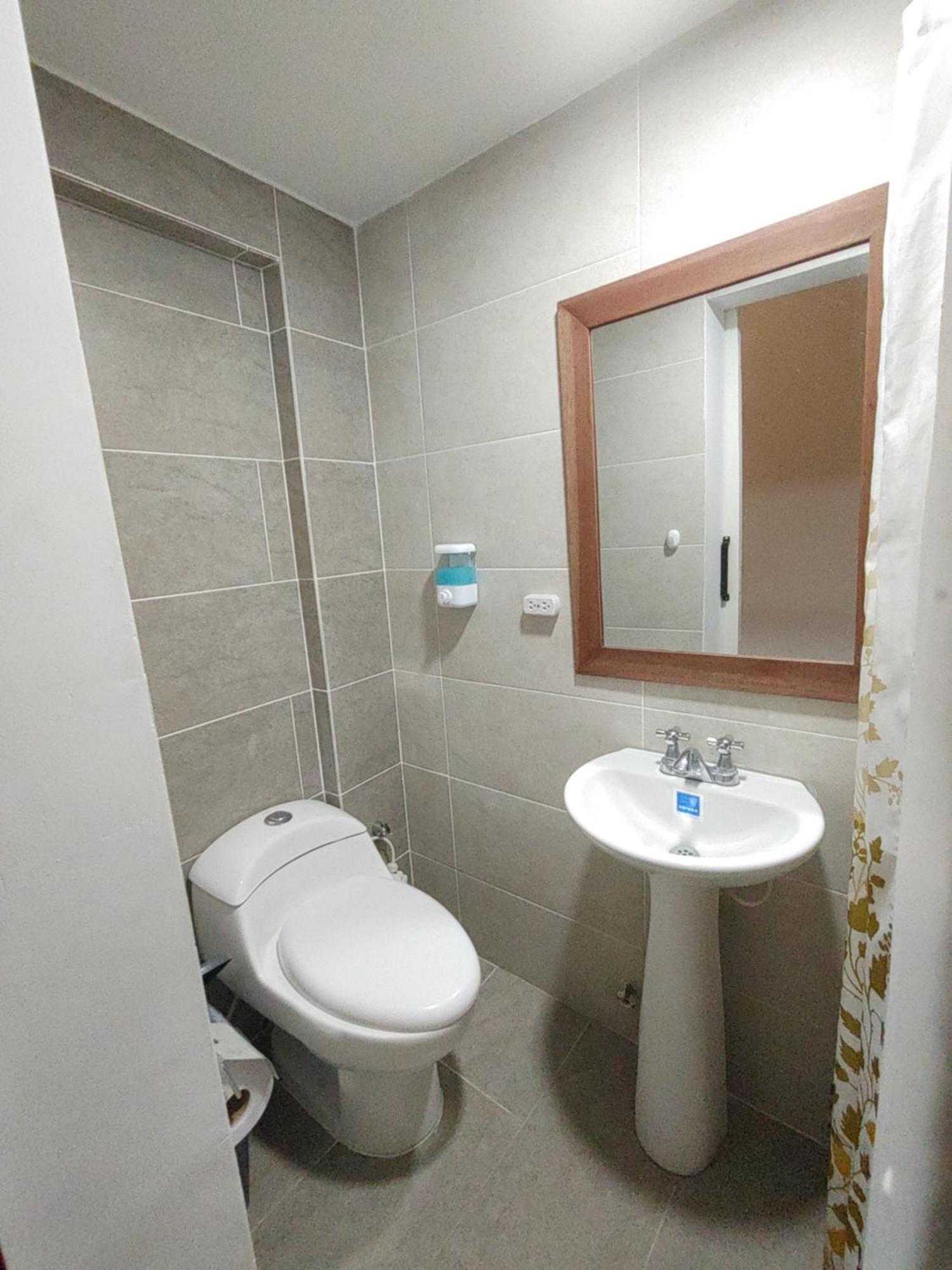 Casa Blanca San Antonio Hostal Boutique Cali Chambre photo